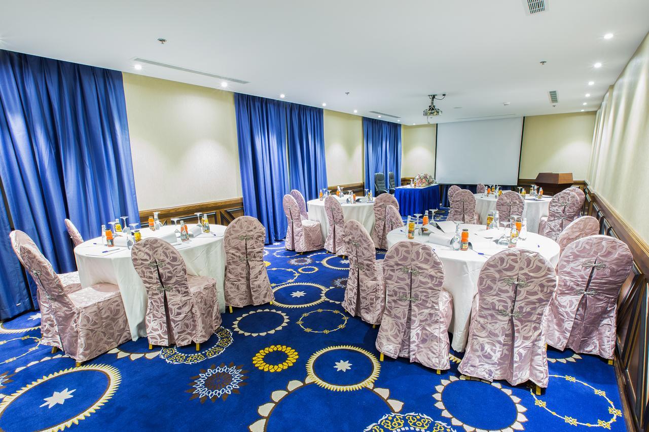 Swiss In Tabuk Hotel エクステリア 写真